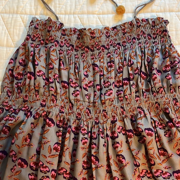 NATURAL LIFE floral Smocked Camisole Top - Picture 6 of 9